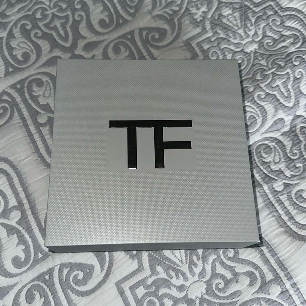 TOM FORD Eye and Mini Lip set empty box